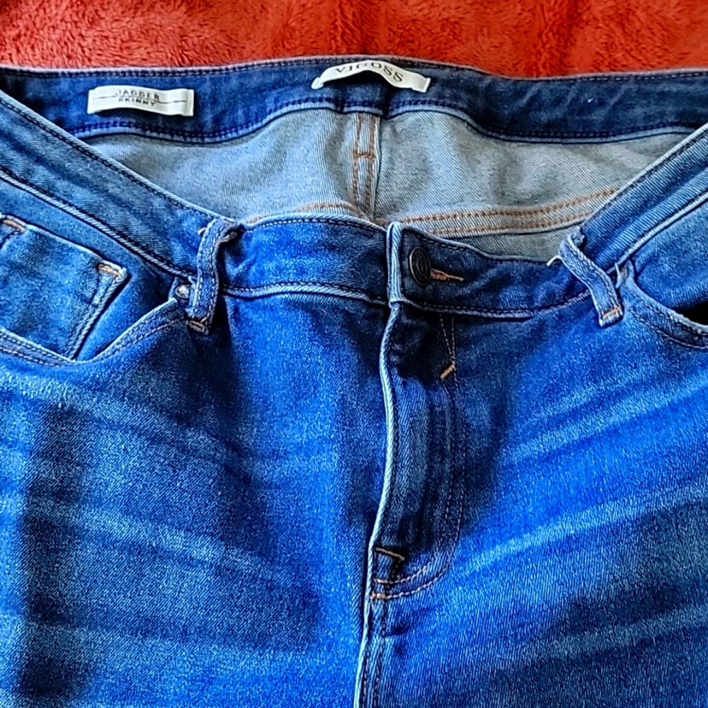 Women's jeans